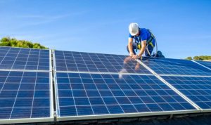 Installation et mise en production des panneaux solaires photovoltaïques à Villars-les-Dombes